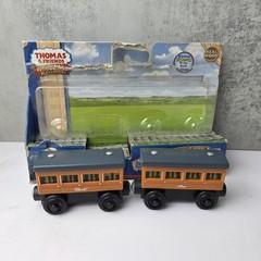 Thomas & Friends Wooden Railway Light up Reveal Annie Clarabel DFW81 Tank