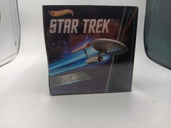 HOT WHEELS STAR TREK U.S.S. EXCELSIOR NCC-2000 DIECAST 2013 BRAND NEW