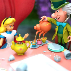 Super7 Disney Ultimates Alien in Wonderland The Tea Time Mad Hatter Figure MISB