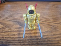 ROBL0X Maplestick Celebrity Series 8 Toy Figure w Swords (NO CODE)