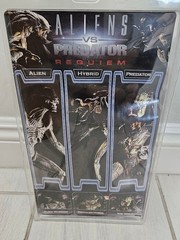 NIB NRFB Aliens vs Predator Requiem AVP Hybrid Reel Toys NECA