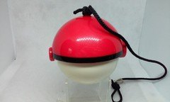 Vtg POKEMON Red/White Pokeball Catchem Ball Pokemon Company Nintendo Tomy 1997
