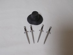 Neca DC Comics 2006 V for Vendetta 7″ action figure w/ 4 daggers, loose
