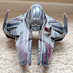 Star Wars 2004 Hasbro Jedi Spaceship Star Fighter w Anakin Skywalker Figure