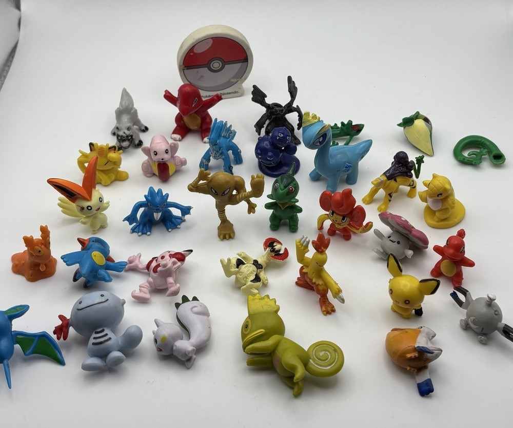 Pokémon Mini Figure Lot of 30 Assorted with Eraser Nintendo Poke Ball