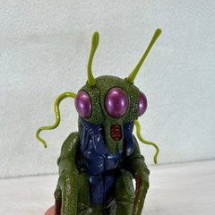 MISSING 1 LIMB Tsuburaya Productions Kamacuras Godzilla Kaiju Figure 1990 6″