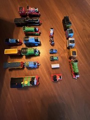 Lot Of Thomas The Train Mixed Cars Die Cast and Plastic Various Sizes *See Pic
