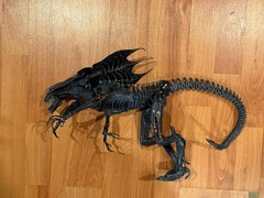NECA Alien Deluxe Xenomorph Queen