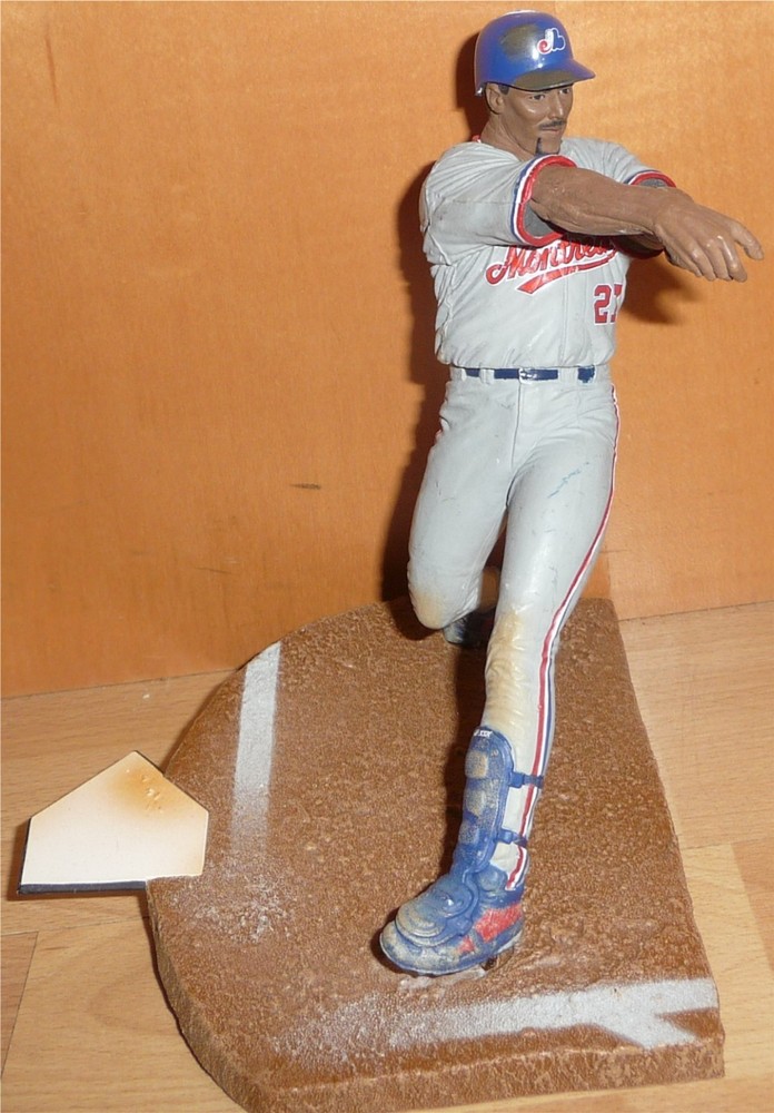 VLADIMIR GUERRERO Montreal Expos McFarlane MLB Series 3 Figure LOOSE No Bat READ