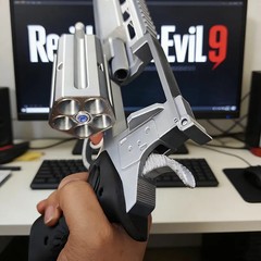 Resident Evil 9 Requiem 2026-Leon s Revolver Requiem 1:1 FREE SHIPPING!!
