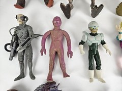 Vintage 1990’s Horror & Sci Fi Action Figure Toy Lot
