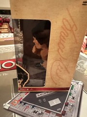 BRUCE LEE (2006) TITANS COLLECTABLE 5’ Action Figure ENTER THE DRAGON-ONE OWNER