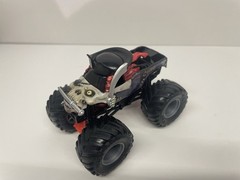 Monster Jam Creatures Pirates Curse Truck And Captain Black Figure
