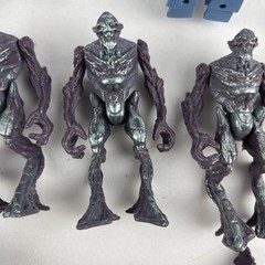 Final Faction Kharn Hive Class Alien Action Figure Lot Brute Dog Synthoid Drone