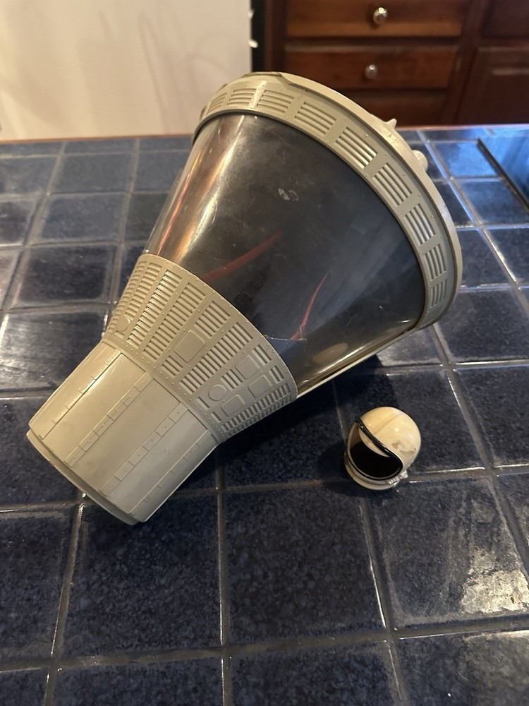 Vintage Hasbro GI Joe Space Capsule With astronaut Helmet – 1966