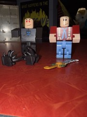 2 R0BL0X Toys Action Figures with Accessories NO CODES