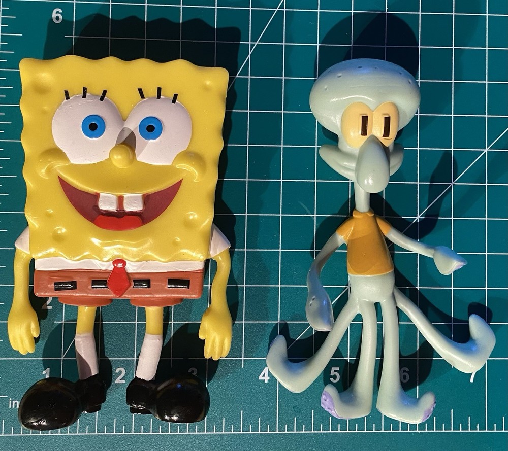 SpongeBob SquarePants Bend Ems Bendable Figure Lot of 2 SpongeBob Squidward 2022