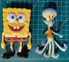SpongeBob SquarePants Bend Ems Bendable Figure Lot of 2 SpongeBob Squidward 2022