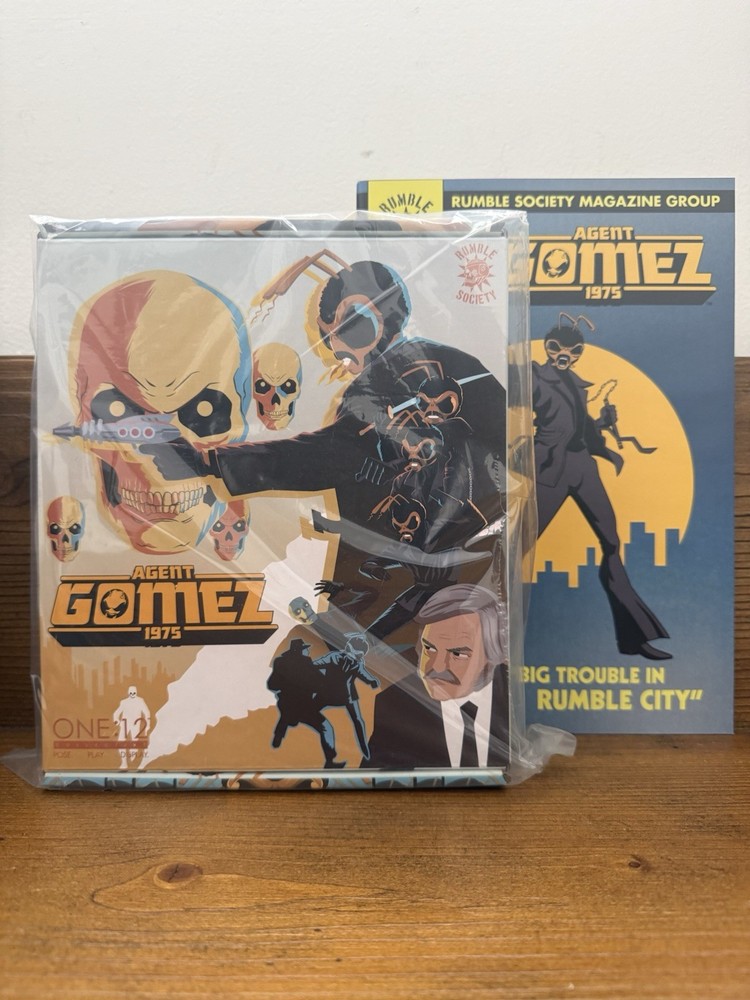 Mezco Toyz Agent Gomez 1975 Rumble Society Big Trouble in Rumble City Set