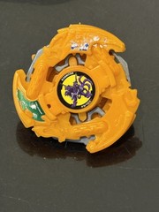 Vintage Plastic Gen Beyblade Lot of 14 Mixed Takara Hasbro Parts & Tops AS-IS