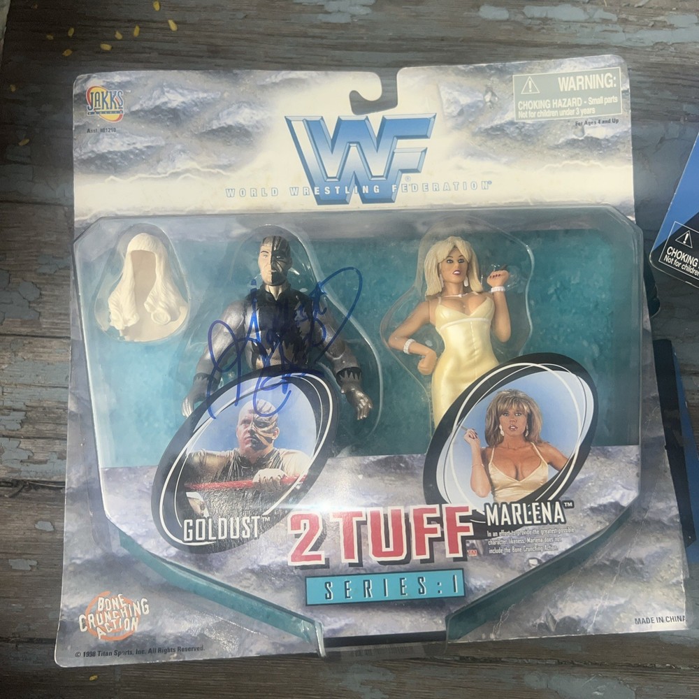 1998 Jakks WWF WWE Wrestling Goldust & Marlena 2 Tuff Series 1 Figures w Auto