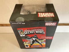 McFarlane Toys Spider-Man Secret Wars Issue #8 — Marvel 1:6 Scale Statue