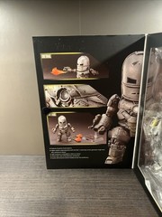 Beast Kingdom Marvel IRON MAN I EAA-003 Egg Attack action figure (NEW)