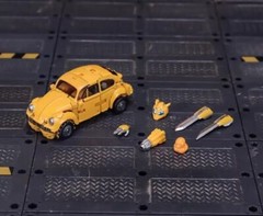 New Robot Toys RT-DT01 Guardian Mecha Yellow Bee Ation Figure Toy Gift