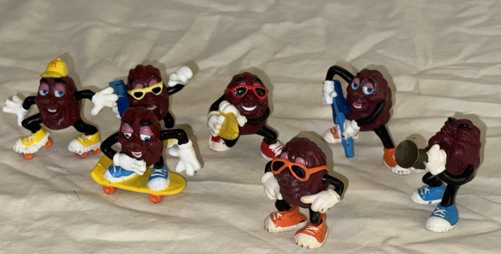 Set Of 7 Miniature Poseable California Raisins Figures 1988 Promotional