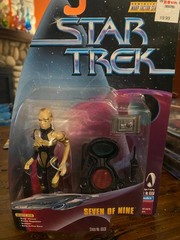 PLAYMATES TOYS STAR TREK VOYAGER SEVEN OF NINE Figure Unopened