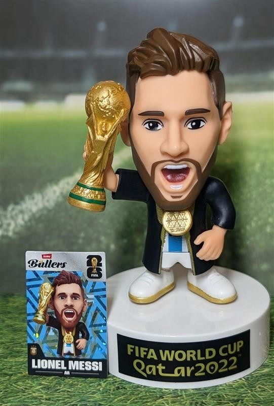 Zuru FIFA World Cup 2026 Ballers Lionel Messi SUPER RARE Figure Trophy Argentina