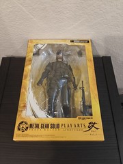 Play Arts Kai Metal Gear Solid Peace Walker Vol.3 Snake Jungle Fatigues Ver New
