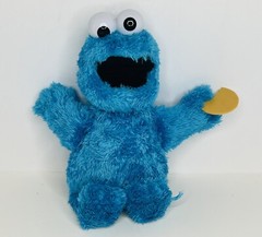 Sesame Street Feed Me Cookie Monster Plush Interactive Toy 18 mths-4 years WORKS