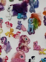 My Little Pony Lot Of 33 Various Size Ponies Plus Many Accessories