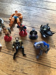 Lot Of 17 Die Cast & Plastic Super Heroes, Mixed Lot