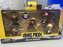 Moose Toys One Piece Straw Hat Showdown Figure Set Luffy Chopper