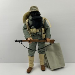 GI Joe 1997 D-Day Salute Big Red One 12″ Figure Complete 1996 Hasbro Stamp. B-86