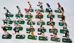Large Lot (300) Tudor Electric Football Players with some Bases & accessoriess