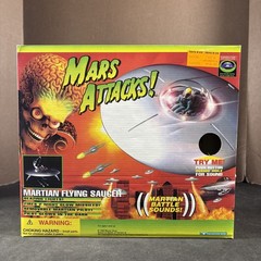 MARTIAN FLYING SAUCER UFO VEHICLE ACTION FIGURE PLAYSET NEW TRENDMASTERS VINTAGE