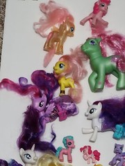 My Little Pony Lot Of 33 Various Size Ponies Plus Many Accessories