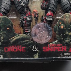 Gears of War 2 Locust Drone Sniper TRU Exclusive Figure Set Gold Hammerburst NEW