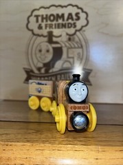 STEPHEN ! THOMAS FRIENDS WOODEN RAILWAY TRAIN CASTLE KING RAILWAY 2016 WOOD