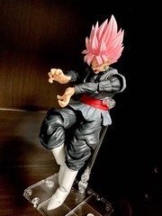 DIMENSIONIA 01C Goku Black Super Saiyan Rose S.H.Figuarts Size