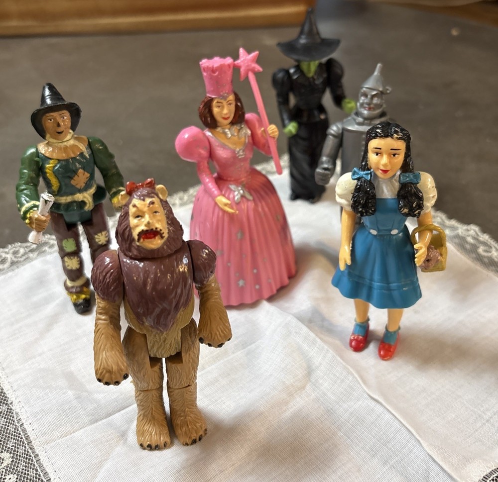 Wizard Of Oz Action Figures Set of 6 1988 50th MGM Turner Poseable, 3.75″ Figure