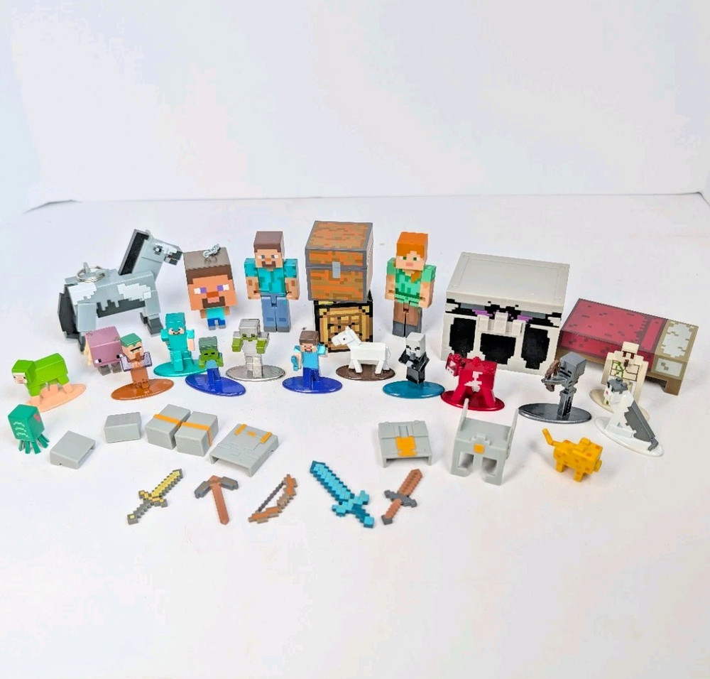 Minecraft Action Figure 34 Pc Lot Mixed Characters Blocks Varies Sizes Metal