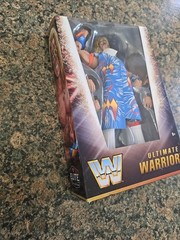 WWE Ringside Exclusive Elite Wrestlemania Ultimate Warrior Brand New Sealed…