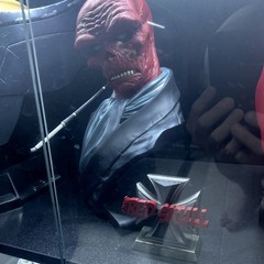 RED SKULL SIDESHOW EXCLUSIVE CLASSIC LEGENDARY BUST NEW SHIPPER SEALED #004/150
