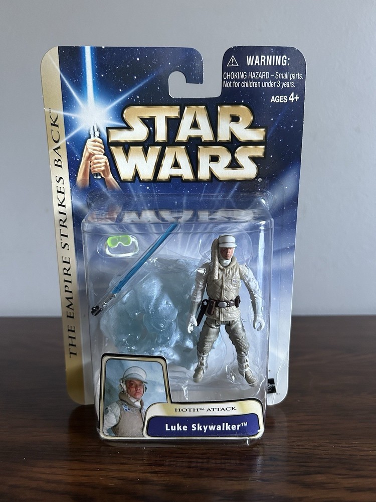 Hasbro Star Wars The ESB Hoth Attack Luke Skywalker Action Figure 2003