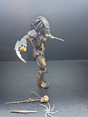 NECA AVP 2015 Chopper Predator 8 Action Figure Missing Some Accessories Read