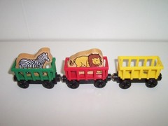 Thomas Wooden Train Circus Cars Wagon Car Lot Red Yellow Green 1997 1998